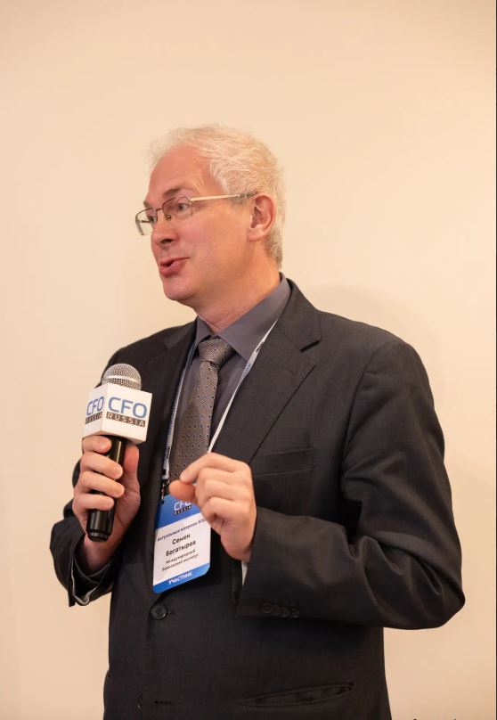 Профессор МБИ имени Анатолия Собчака принял участие в конференции «Актуальные вопросы ВЭД: трансграничные платежи в новых условиях»