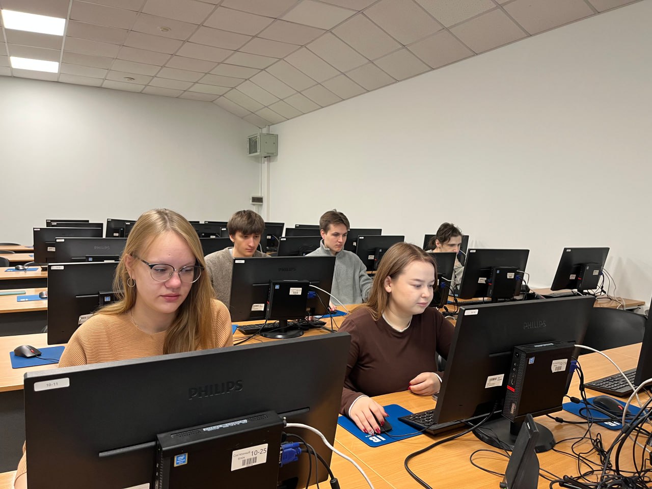 Студенты Международного банковского института имени Анатолия Собчака приняли участие во всероссийской олимпиаде «Я — профессионал»!