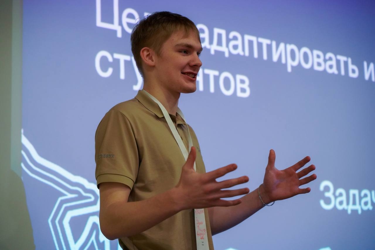 Студенты МБИ приняли участие в выезде студенческого актива Санкт-Петербурга «Командный курс»