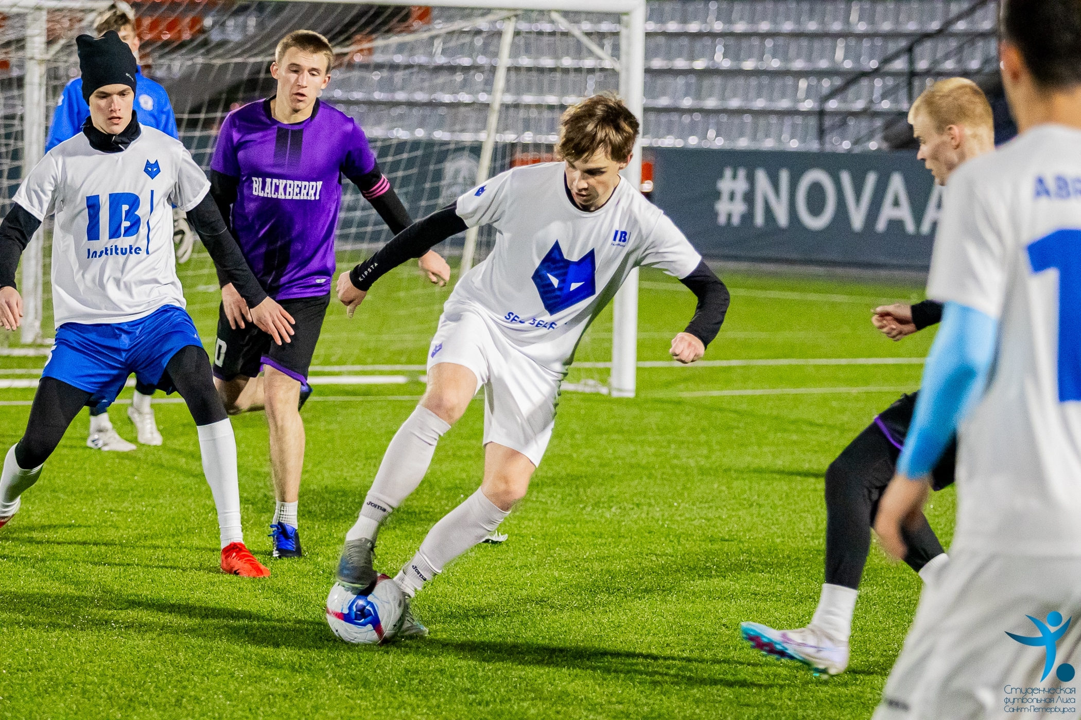 Футбольная команда МБИ BELFORT блестяще завершила осеннюю часть сезона в Высшей лиге, обеспечив себе место в борьбе за главный трофей предстоящей весной!